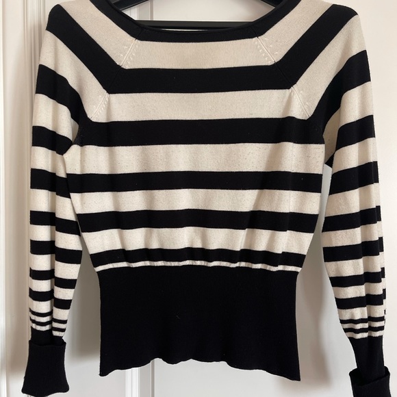 Sweater Bundle - Picture 5 of 7